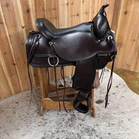 Circle Y Topeka Flex2 Trail Saddle, 17" Seat
