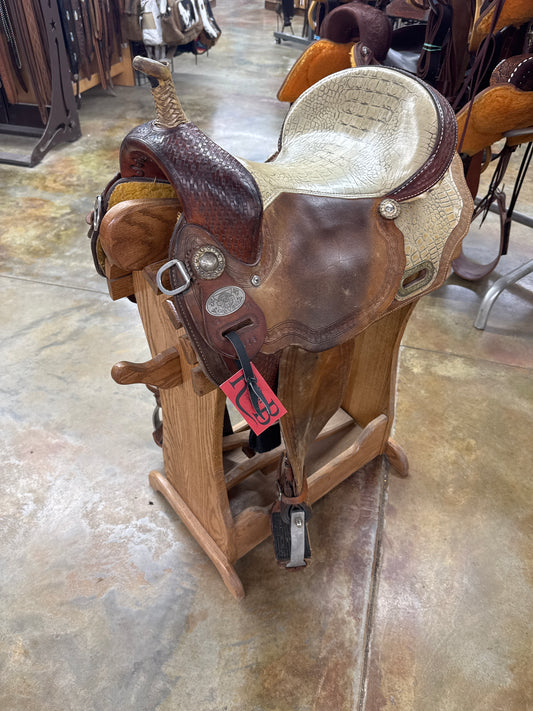 Used Double C Barrel Saddle, 15"