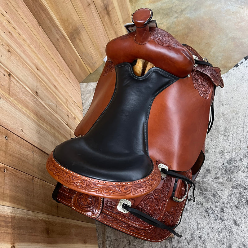 Circle Y Kingsley Flex2 Trail Saddle, 17" Seat (Demo)