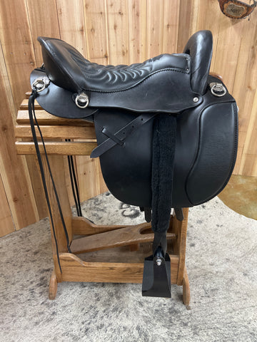 Tucker Equitation Endurance Saddle, 16.5" Seat (Demo)