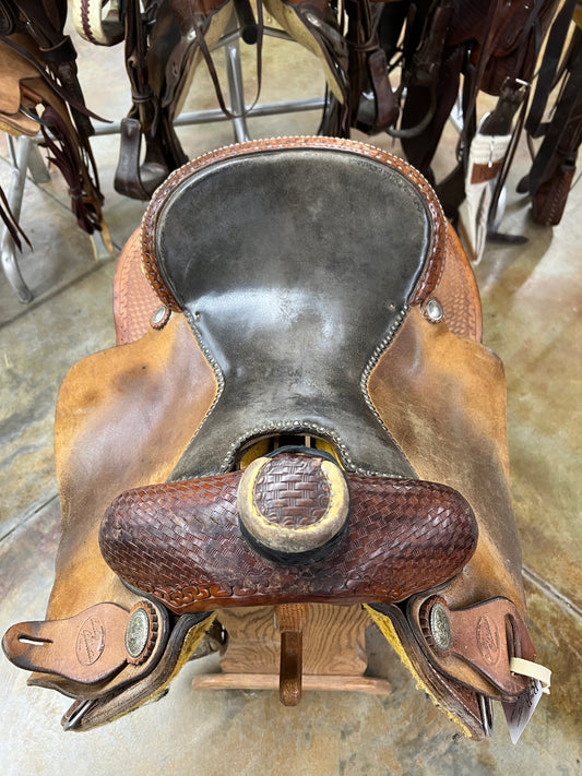 Used Cowboy Collection Roper Saddle, 15.5" Seat