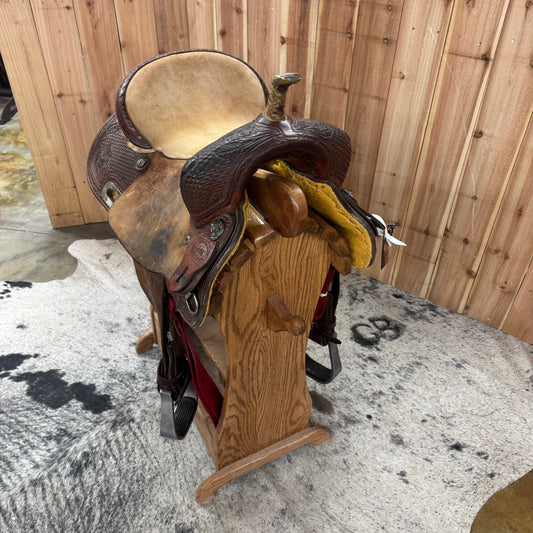 Used H R Barrel Saddle, 14" Seat