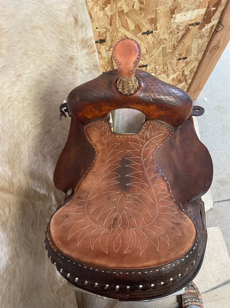 Used Billy Cook Barrel Saddle 13 1/2 inch seat