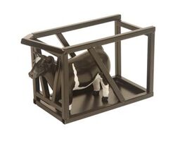 Little Buster Black Show Cattle Clipping Chute