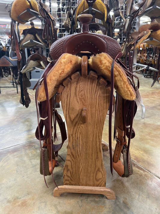 R Bar B Ranch Saddle, 16.5" Seat