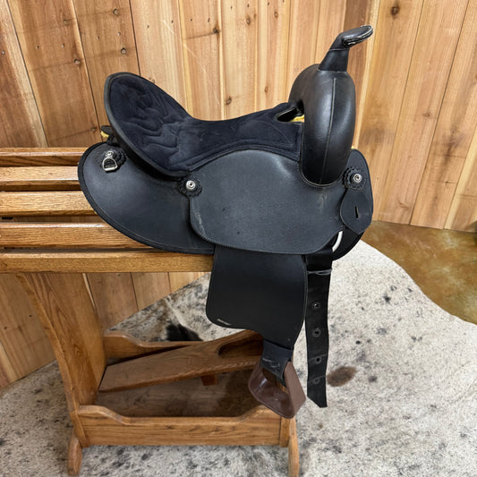 Used Wintec Kids Saddle, 13" Seat