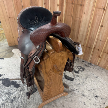 Used Double J "Intimidator" Barrel Saddle, 14" Seat