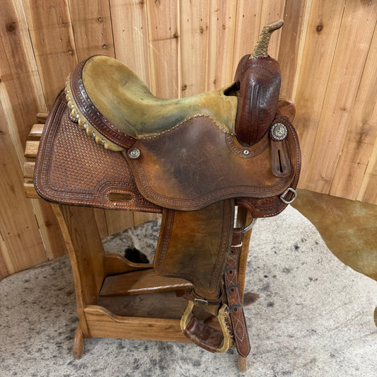 Used Courts Barrel Saddle, 14" Seat