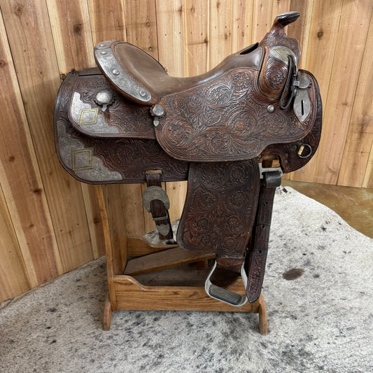 Used Dale Chavez