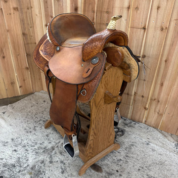 Used No Maker Barrel Saddle, 13.5" Seat