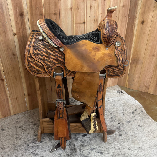 Used Circle Y Cheyenne All Around, 15" Seat