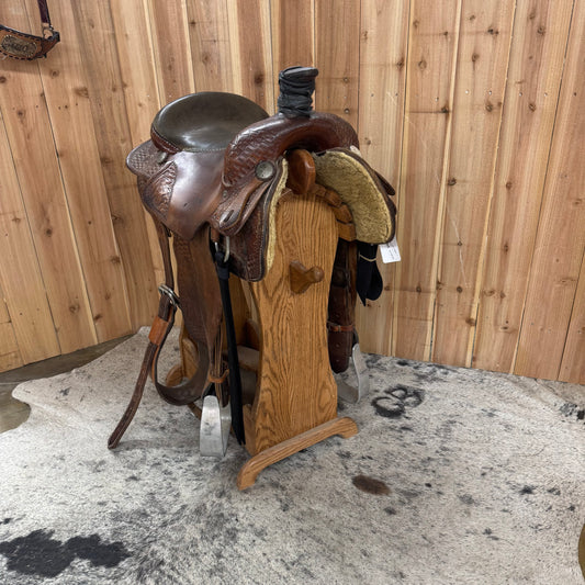 Used John Lyons Custom Roper, 17" Seat