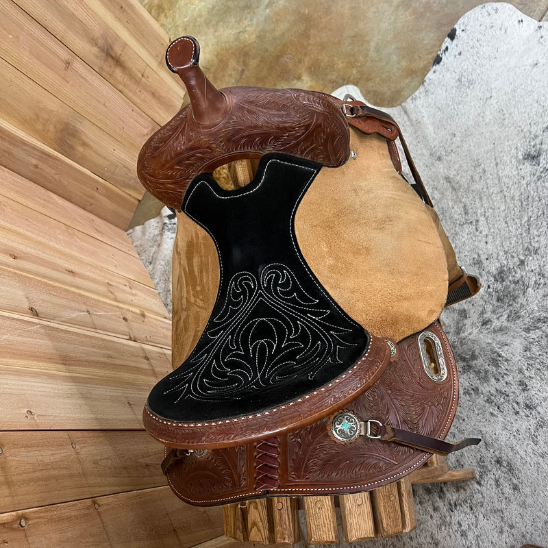 Used Circle Y Dakota Barrel Saddle, 15" Seat
