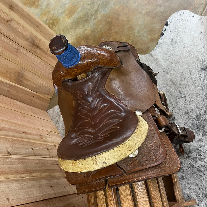 Used Courts Jr Roper Saddle, 12" Seat