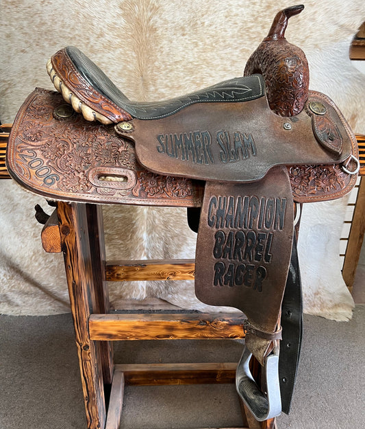 Used Master Barrel Saddle, 16"