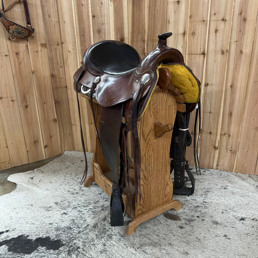 Used R.W. Bowman B-Light Trail Saddle, 16.5" Seat