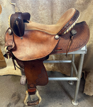 Used Lamb Barrel Saddle, 15.5"