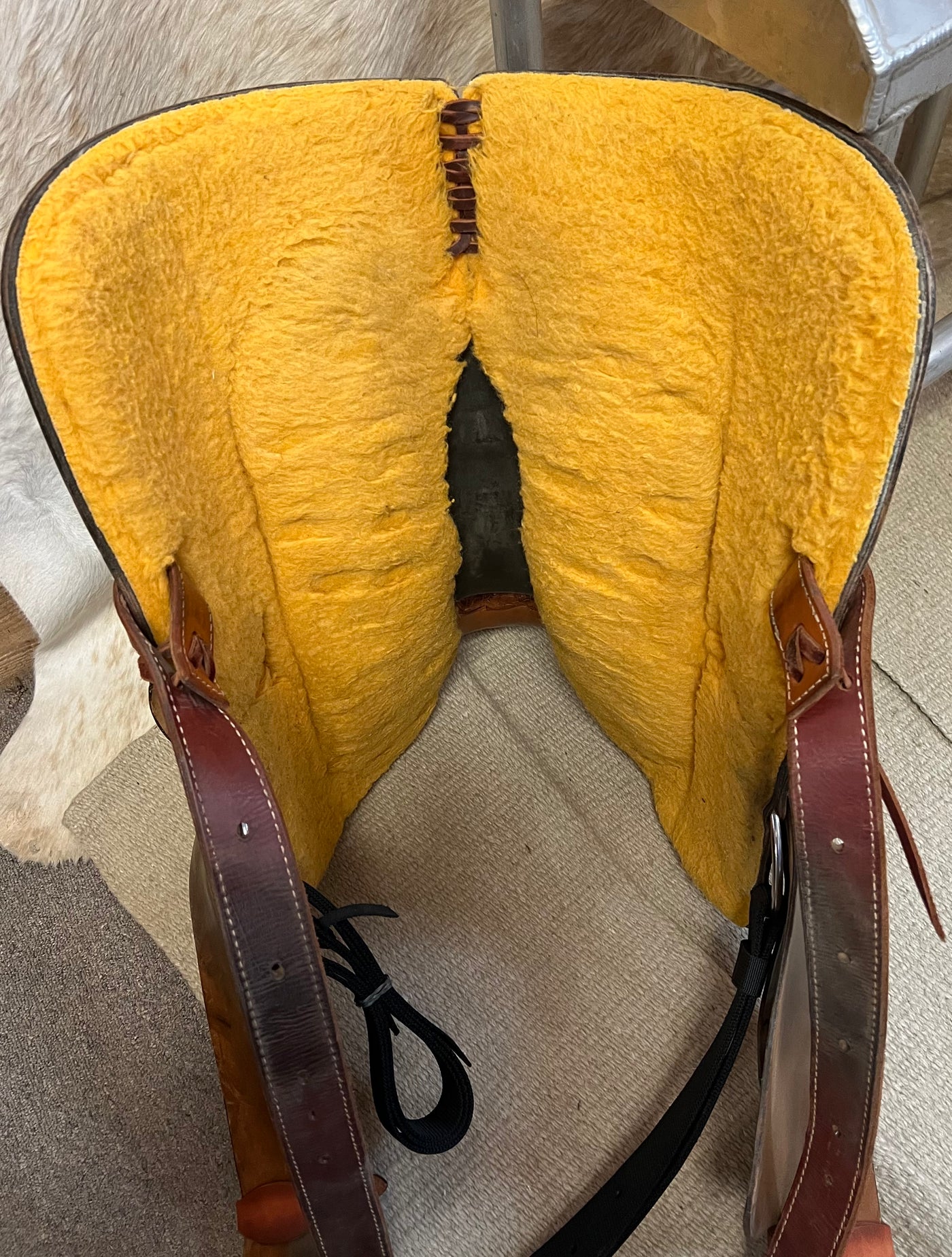 Used Nash Barrel Saddle, 15."