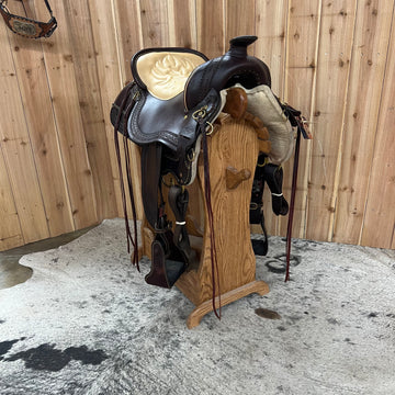 Tucker Heritage Cheyenne Trail Saddle, 16.5" Seat (Demo)