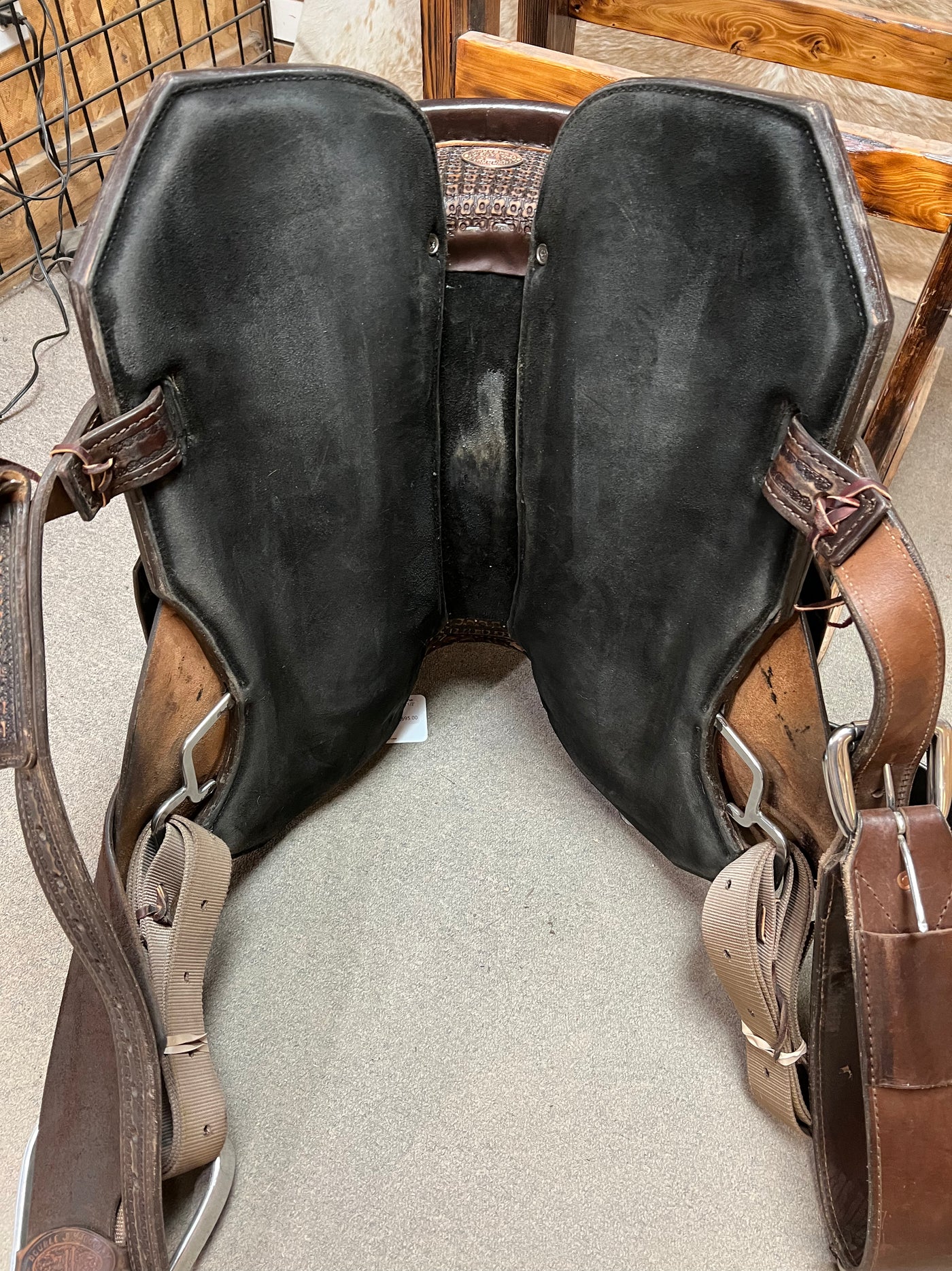 Used Double J Barrel Saddle 14 1/2" Fits Better Tree