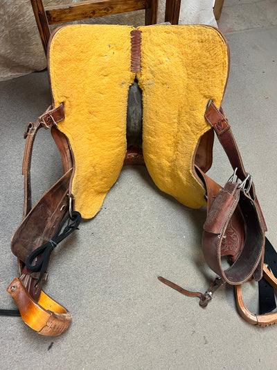 Used Forth Saddle Co. Barrel Saddle, 14.5"