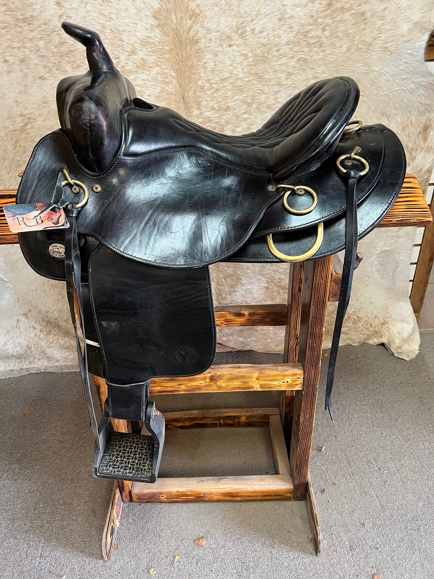 Used Circle Y Park and Trail Saddle, 16"