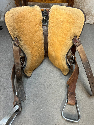 Used Double J 14" Barrel Saddle Lynn McKenize