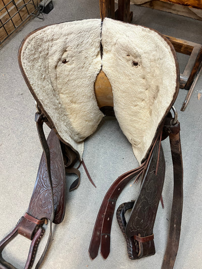 Used Saddle floral tooled 15" Seat