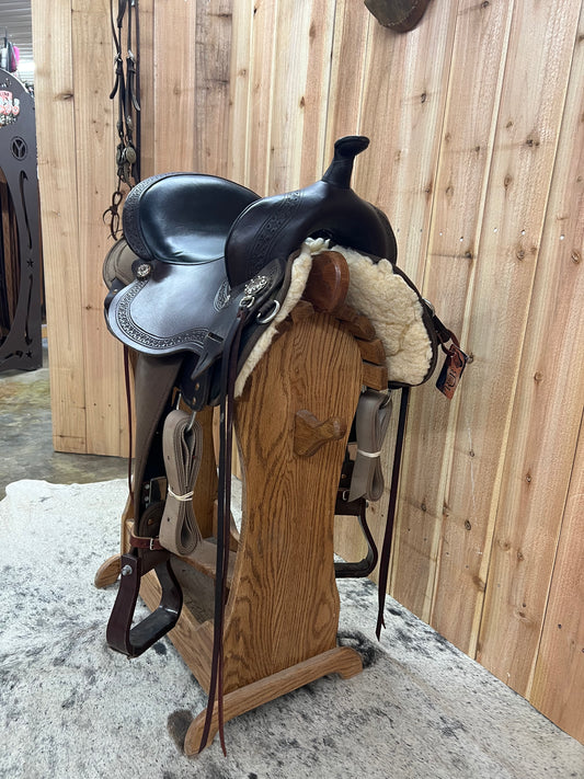 Used High Horse Rosebud Trail Saddle, 16" Seat, 06 horse fit