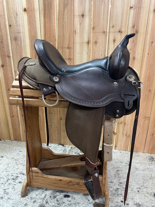 Used High Horse Rosebud Trail Saddle, 16" Seat, 06 horse fit