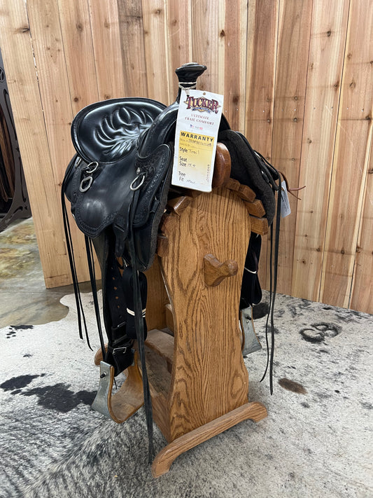 Used Tucker Trail Saddle, 15.5" Seat
