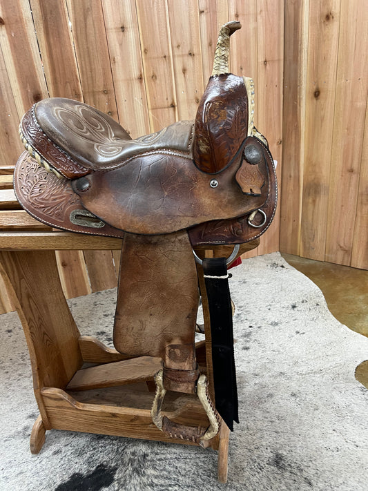 Used TexTan/Hereford Barrel Saddle, 14" Seat