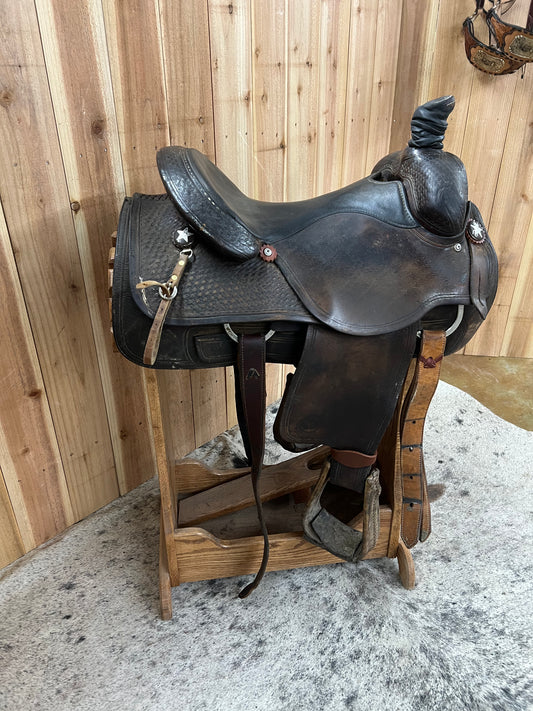 Used Circle Y Roper Saddle, 15" Seat