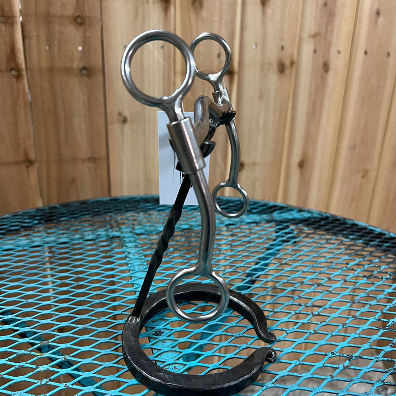 Used Low Port Solid Mouth Short Shank Bit