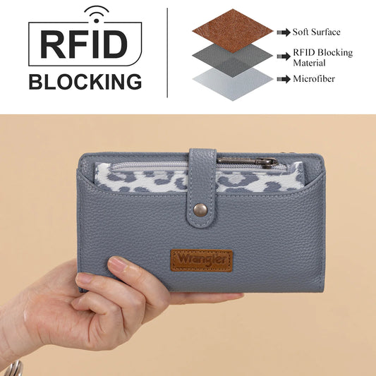 Wrangler Western Bi-Fold RFID Wallet/Wristlet With Detachable Pouch