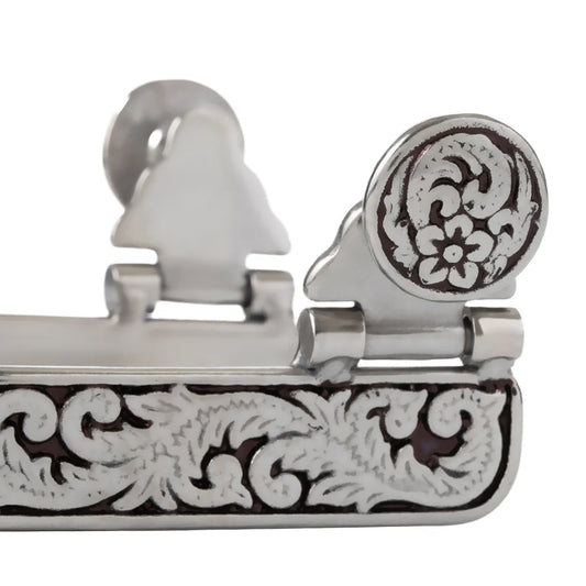 Weaver Men's Spurs with Engraved Band and Black Background