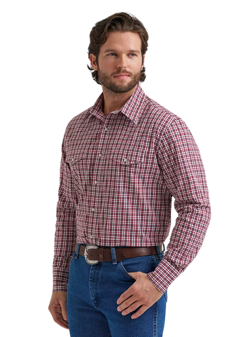 Wrangler Men's Wrinkle Resist Long Sleeve Western Snap Cherry Plaid Snap