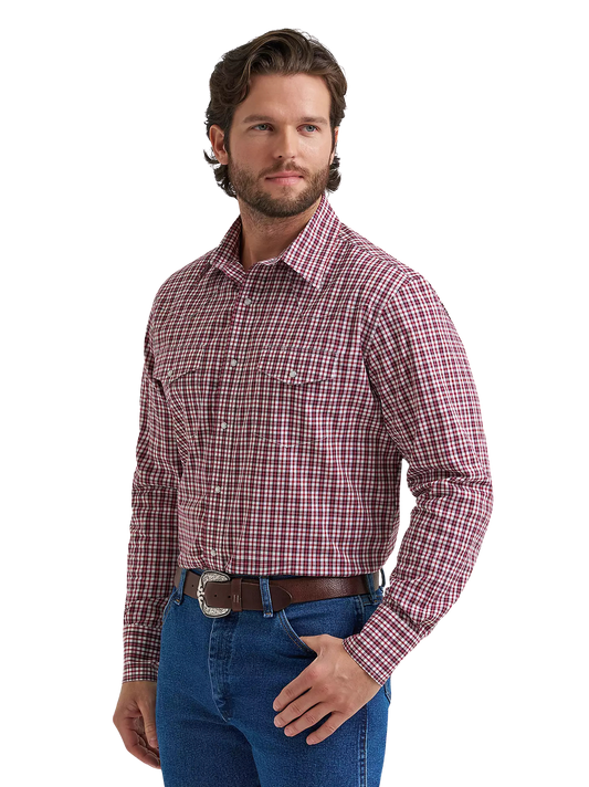 Wrangler Men's Wrinkle Resist Long Sleeve Western Snap Cherry Plaid Snap