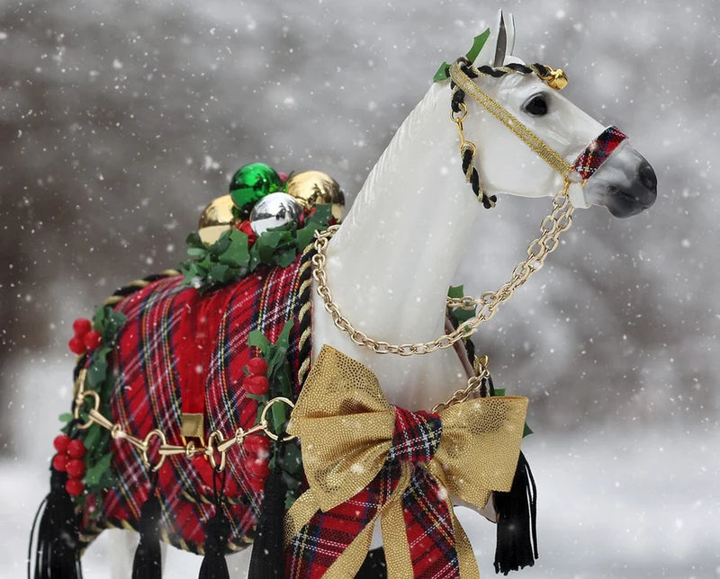 Breyer 2026 Holiday Horse-Holiday Homecoming