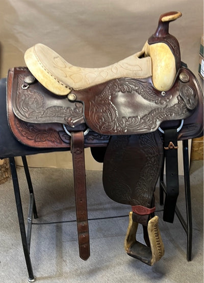 Used TexTan/Hereford Roper 16"