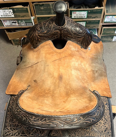 Used Royal King Barrel Saddle 15''