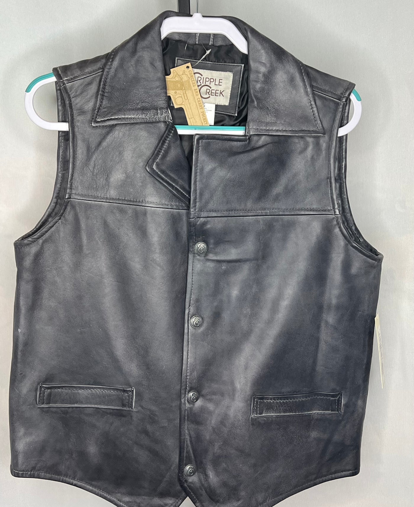 Cripple Creek Men's Snap Front Collared Lamb Nappa Vest w/Concealed Carry Pocket