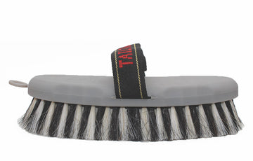 Professional’s Choice Tail Tamer Brush